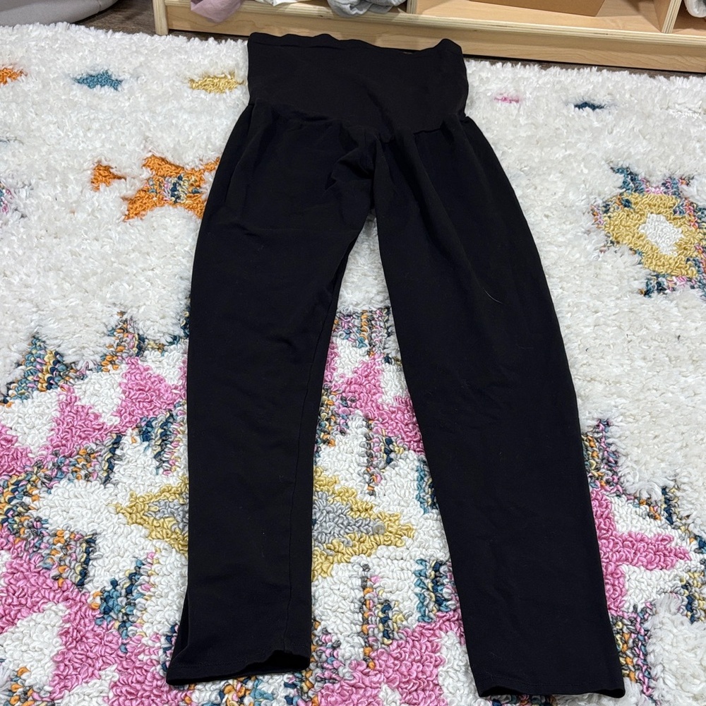 Destination Maternity Leggings